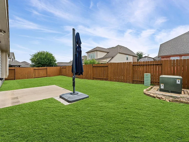 9974 Stone Creek Ln — Photo 6
