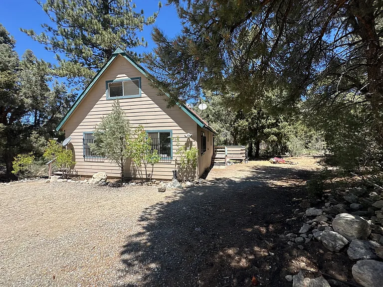 2223 Bernina Dr — Photo 18