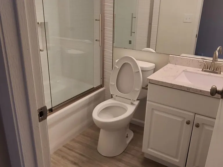 611 Hapsfield Ln #303 — Photo 12
