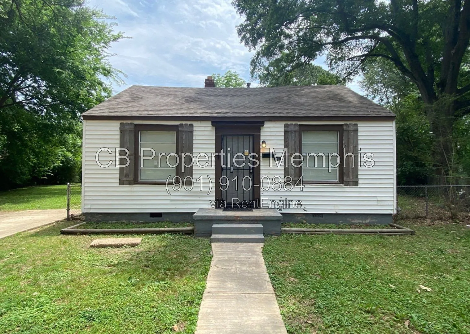 2 bed, 2.0 bath, 945 sqft, $1,050 — Photo 1