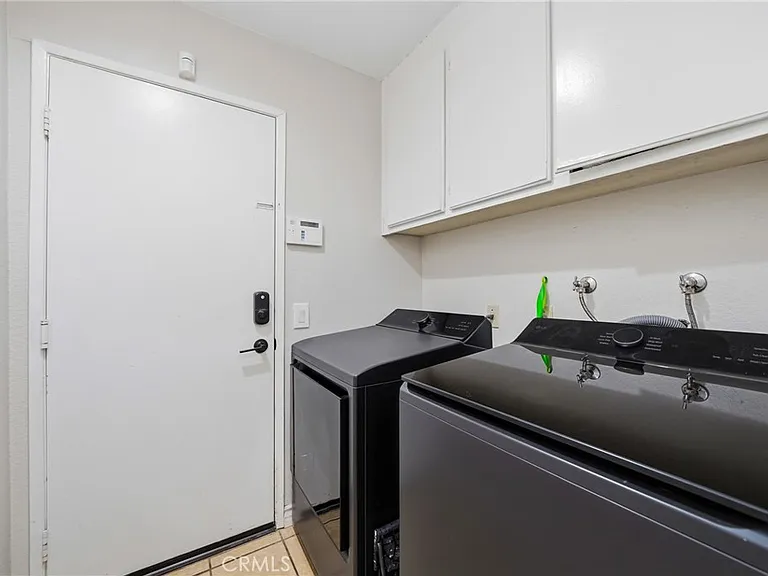 1505 Canterbury Cir — Photo 20