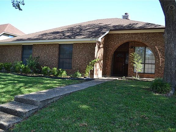 3rd image of 2910 Baron Dr