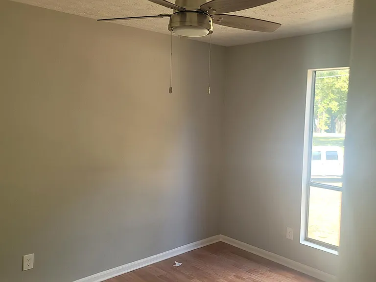 920 Lakewood Ln #920 — Photo 4