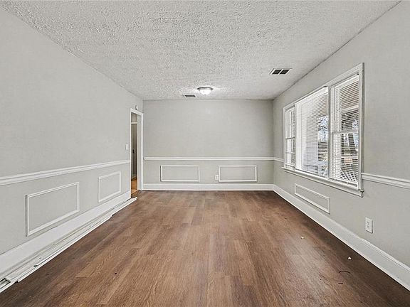 5th image of 1848 Pinedale Pl