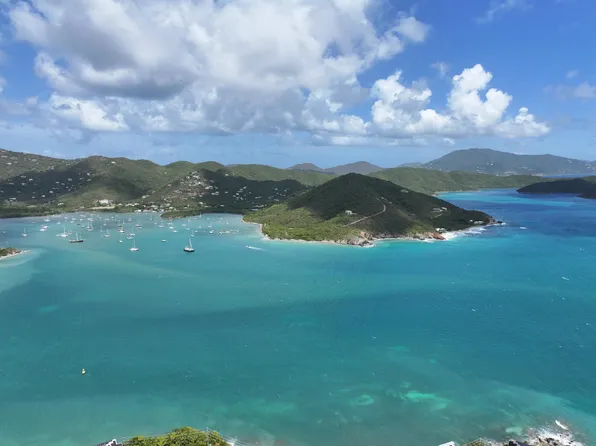 10 Freemans Ground St, Saint John, VI 00830