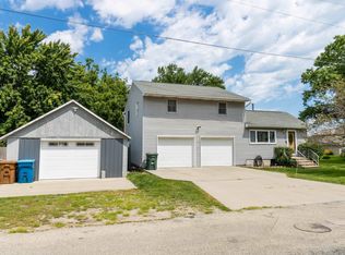 314 Brees St, Waterloo, IA 50703