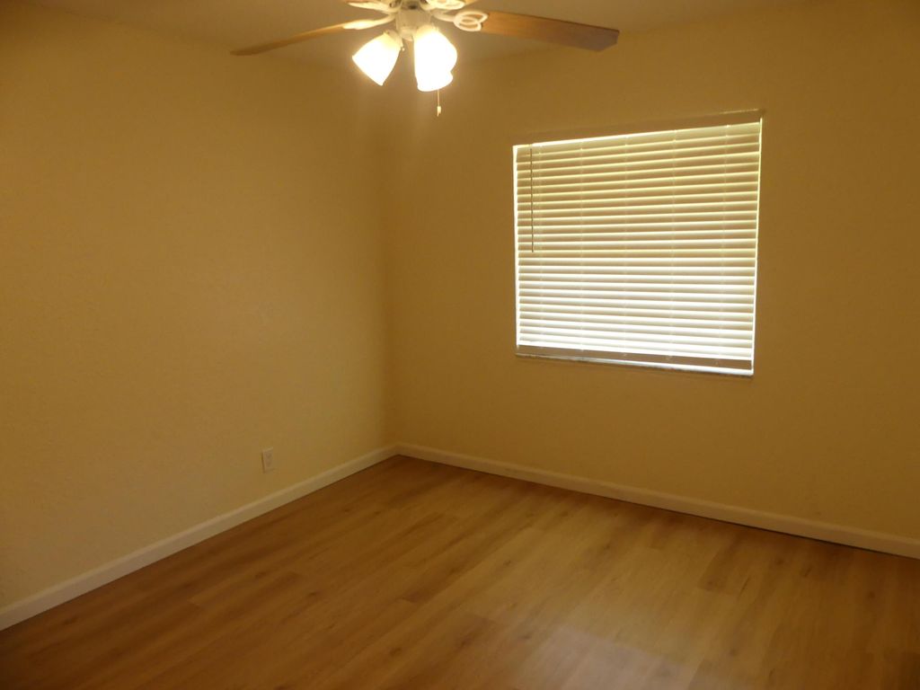 131 SW 15TH Street #1-3, photo 6