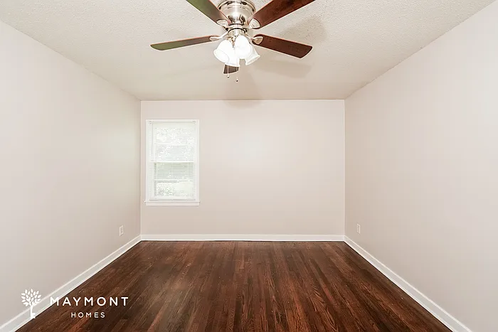 2405 Reed Rd NE — Photo 9