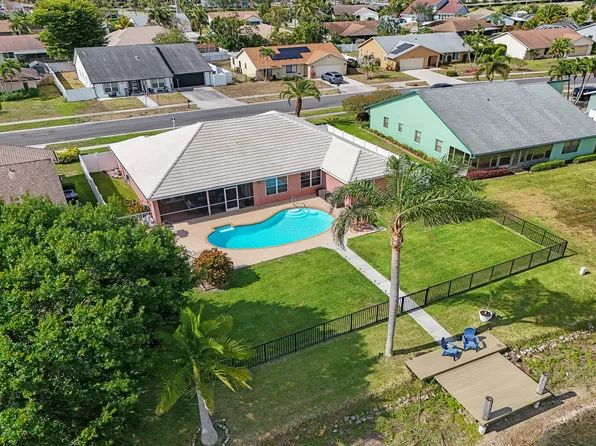 8425 Blue Cypress Drive, Lake Worth, FL 33467