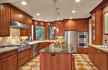 3rd image of 19635 NE 33rd Pl