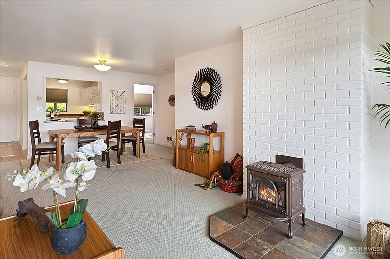 5th image of 60 Hood Way NW #37