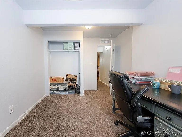 609 Cherry St — Photo 9