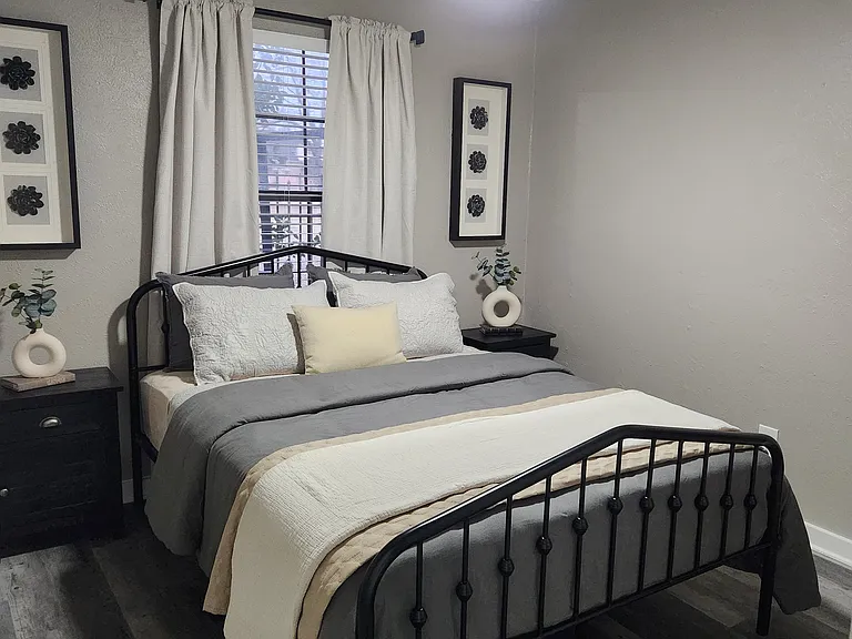 Broadway Villas — Photo 5