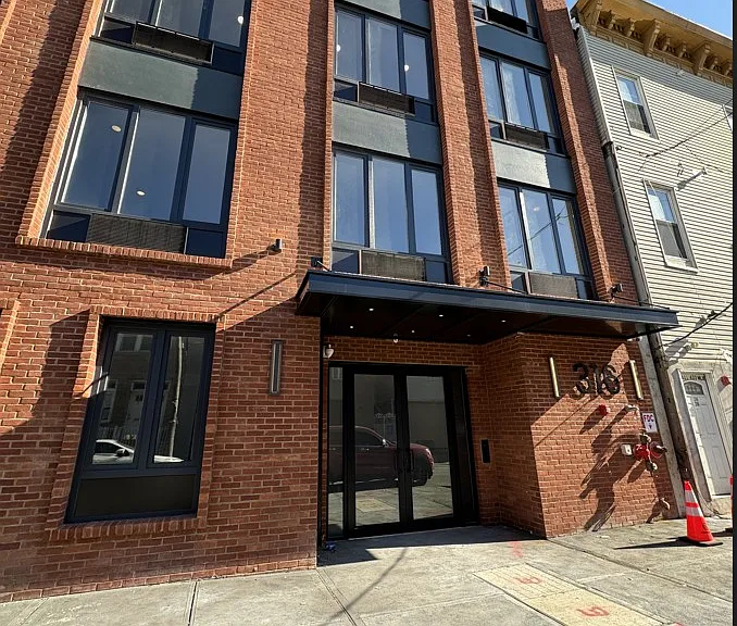 261 Forrest St #3 — Photo 8