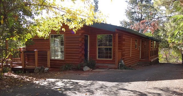 1st image of 865 Holly Hills Dr