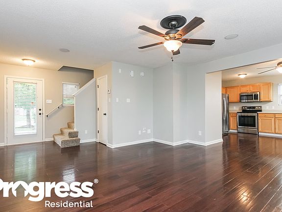 3rd image of 3551 Brandenburg Blvd