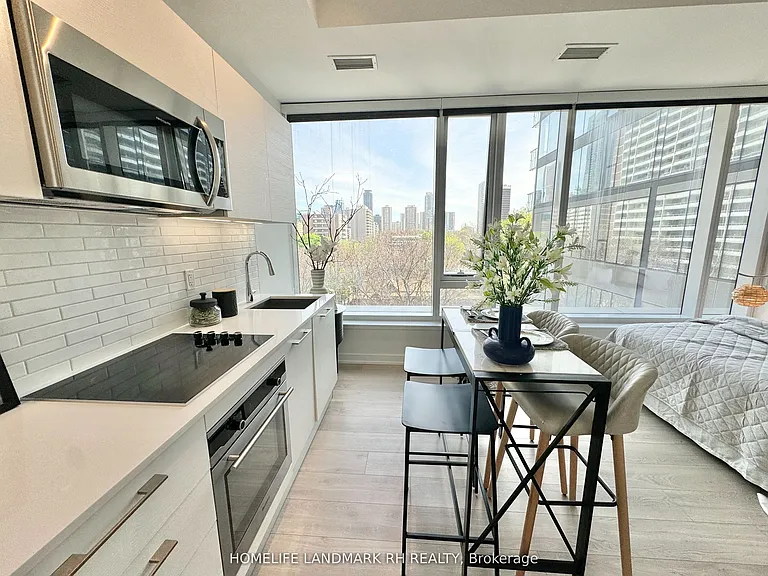 3 Gloucester St #610 — Photo 12