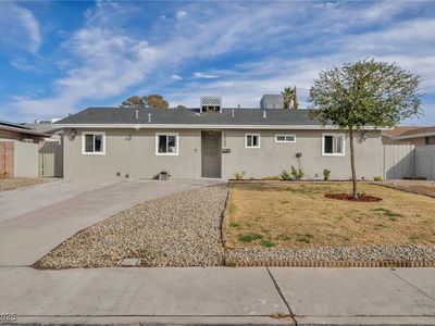2009 Los Altos St, Las Vegas, NV, 89102