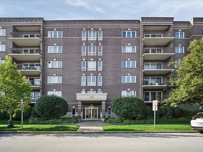 1327 Brown St Unit 303, Des Plaines, IL, 60016
