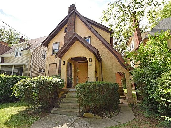 3rd image of 1423 Ryland Ave