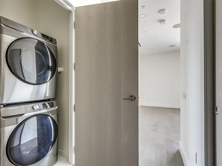 123 Lexington Ave #1408 — Photo 12