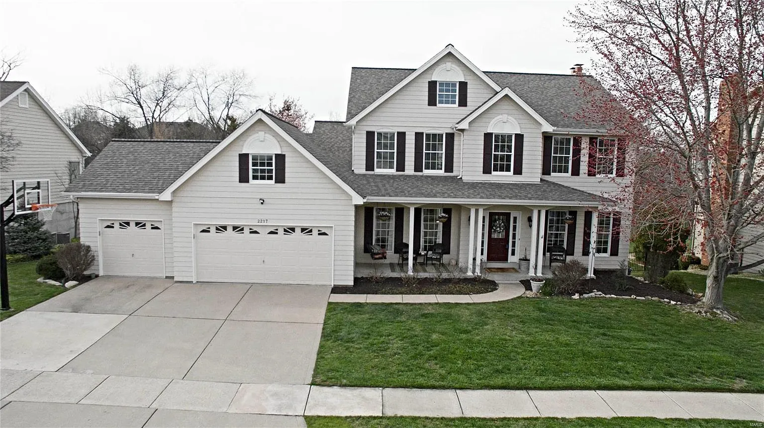 2217 Oak Crest Manor Ln photo 1