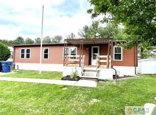 13 Longfellow Rd, North Brunswick, NJ 08902