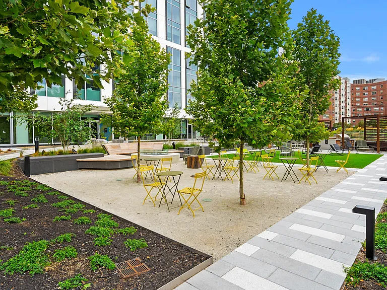 Terrace Lounge