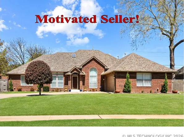 5408 W Orlando Cir, Broken Arrow, OK 74011