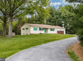 979 S Lewis Rd, Royersford, PA 19468
