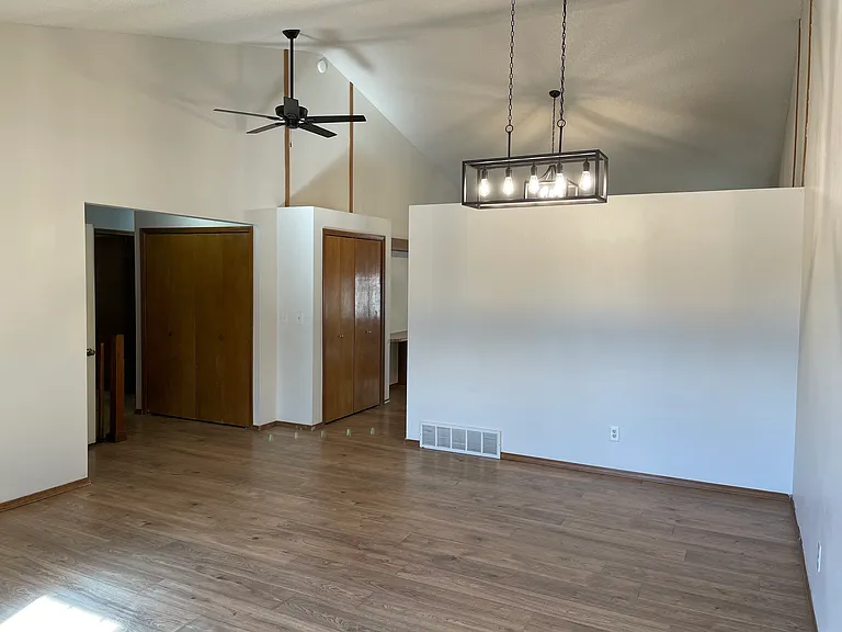 8335 Snapdragon Dr — Photo 30