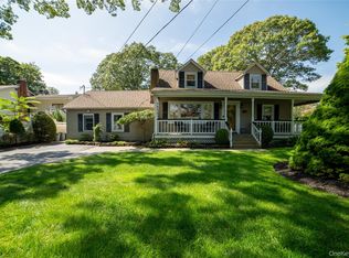 80 Heston Rd, Shirley, NY 11967