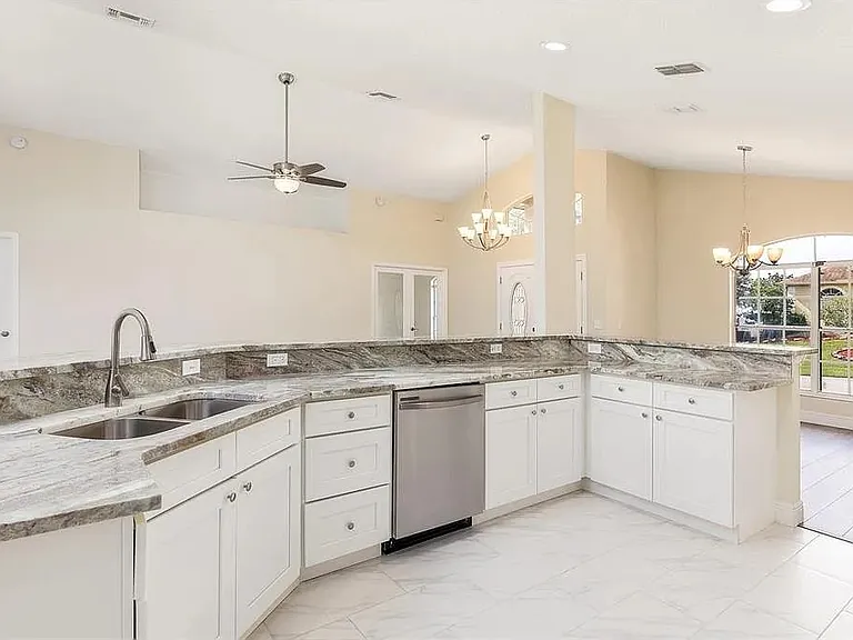 357 Greeley Loop — Photo 11