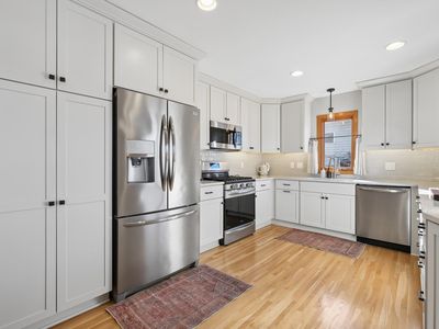10925 London Dr, Burnsville, MN, 55337