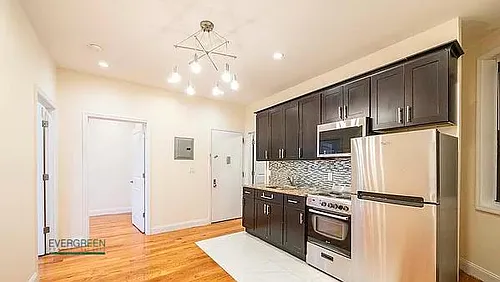 24 Rogers Ave #4H Photo 1