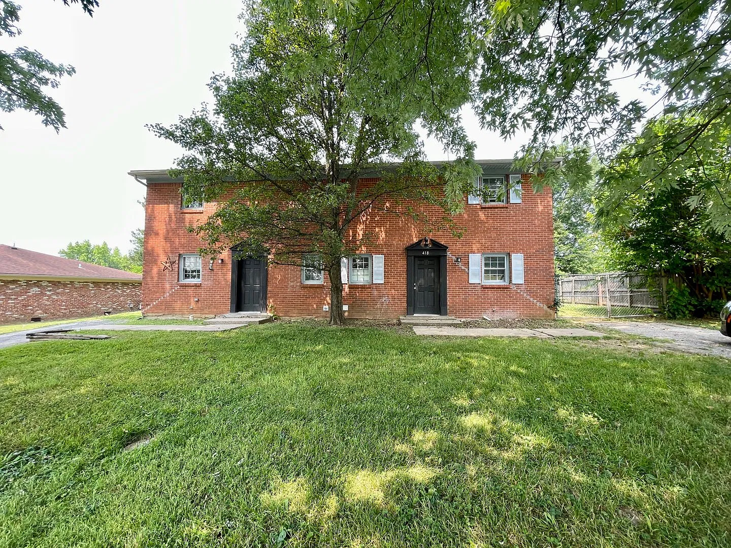 FOH416-418 — Photo 1
