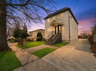 383 Franklin Avenue, Hewlett, NY 11557