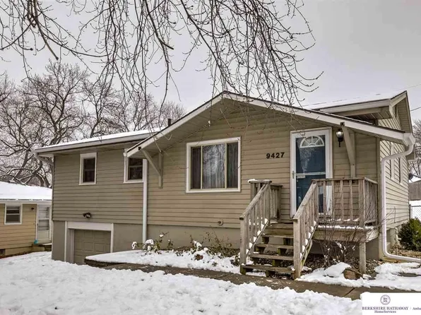 9427 Meredith Ave, Omaha, NE 68134