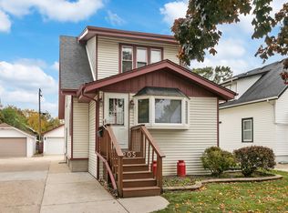 6205 33rd Ave, Kenosha, WI 53142