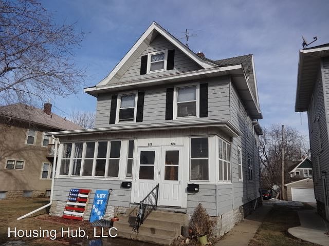 1st image of 522 Smith Ave S