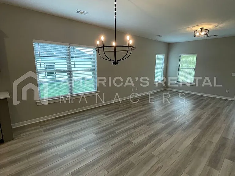 9301 Havenridge Loop — Photo 4