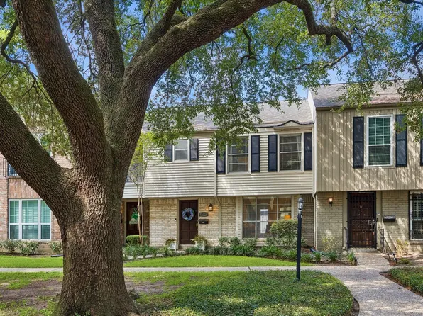 12941 Trail Hollow Dr, Houston, TX 77079