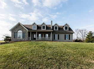 15015 Beyl Rd, Borden, IN 47106