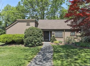 747 Heritage Vlg #A, Southbury, CT 06488