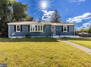 39 Broadway, Laurel Springs, NJ 08021