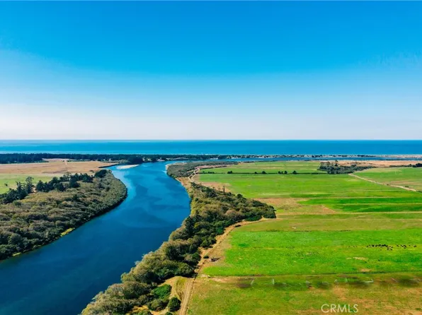 330 Sarina Rd N, Smith River, CA 95567