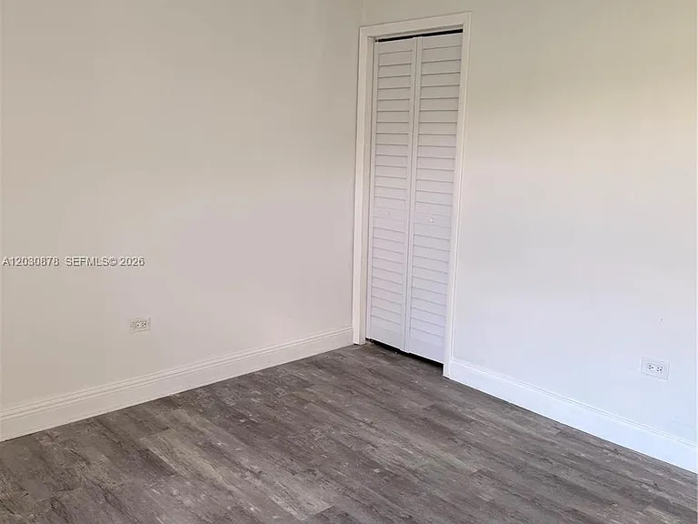 7250 SW 94th Pl #B8 — Photo 10