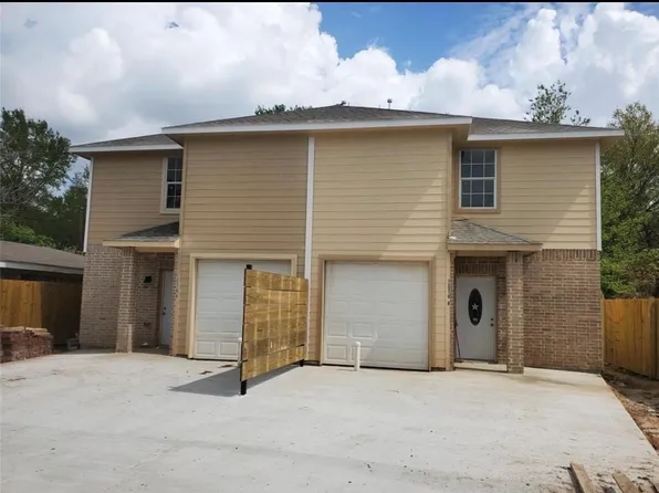 13310 Robertcrest St #B, Houston, TX 77039