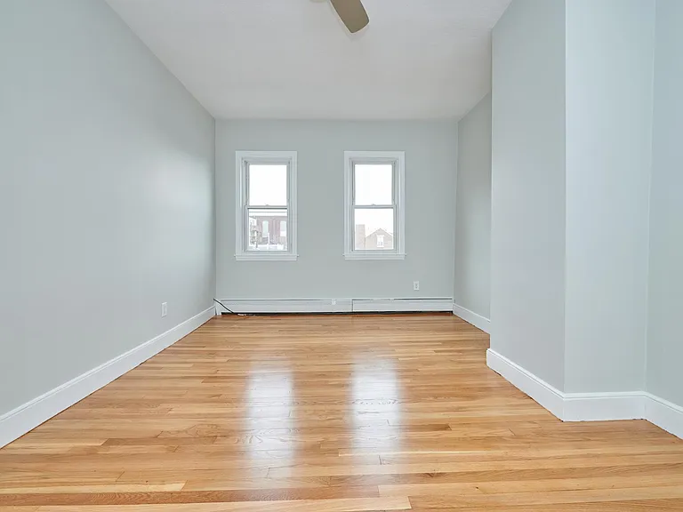269 Harvard St #7 — Photo 6