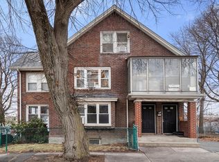 113-115 Nottinghill Rd, Brighton, MA 02135